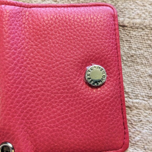 Steve Madden Hot Pink ID Credit Card Holder Keychain Wallet - Picture 8 of 11